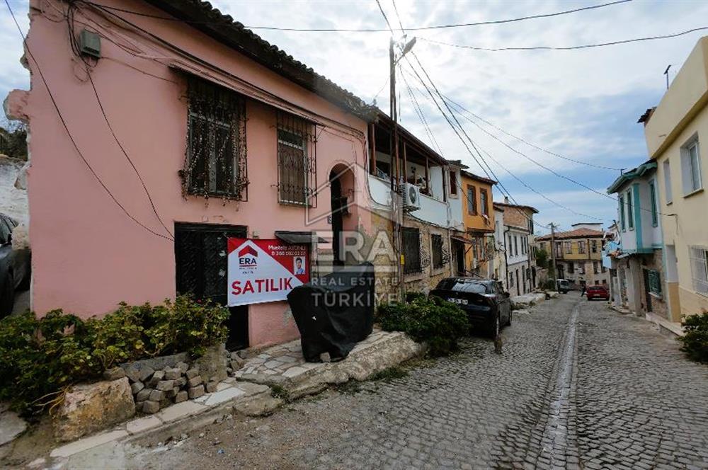 ERA Angel'dan Ayvalık Merkezde 4+2 Geniş Bahçeli Müstakil