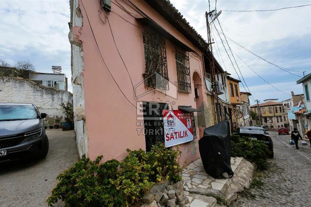 ERA Angel'dan Ayvalık Merkezde 4+2 Geniş Bahçeli Müstakil