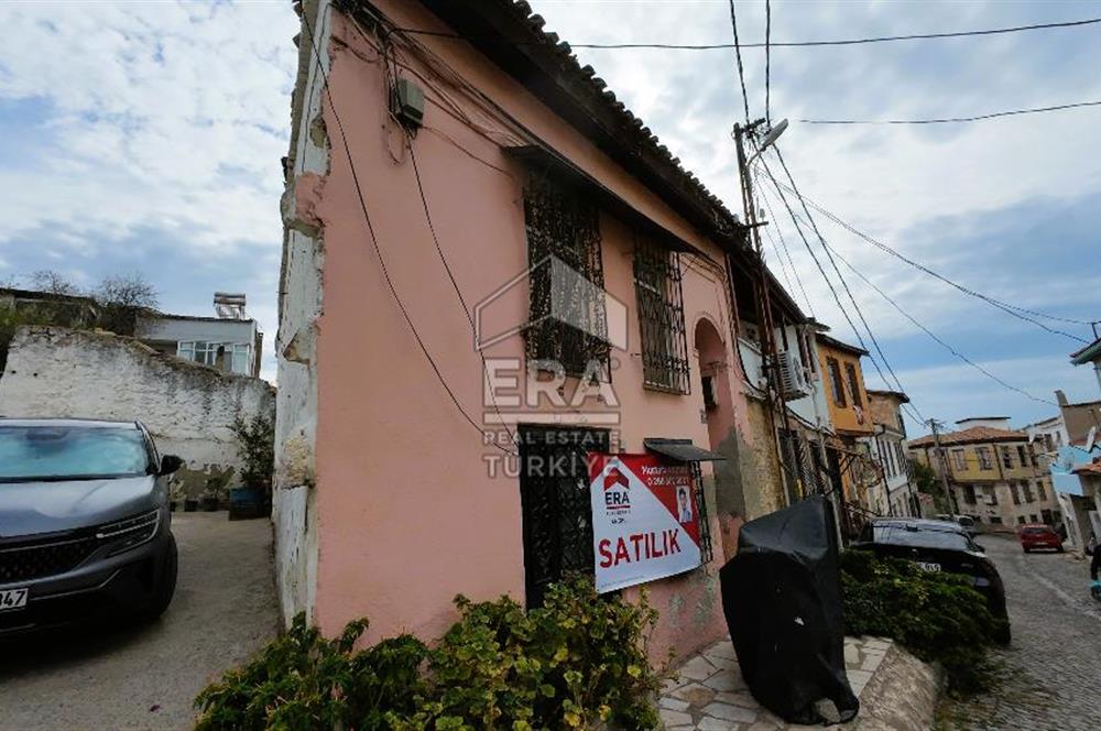 ERA Angel'dan Ayvalık Merkezde 4+2 Geniş Bahçeli Müstakil