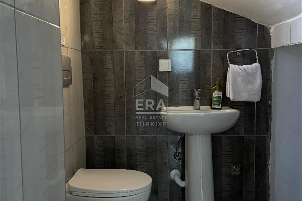 Datça Merkezde Kiralık 2+1 Deniz Manzaralı 85 m2 İkiz Villa