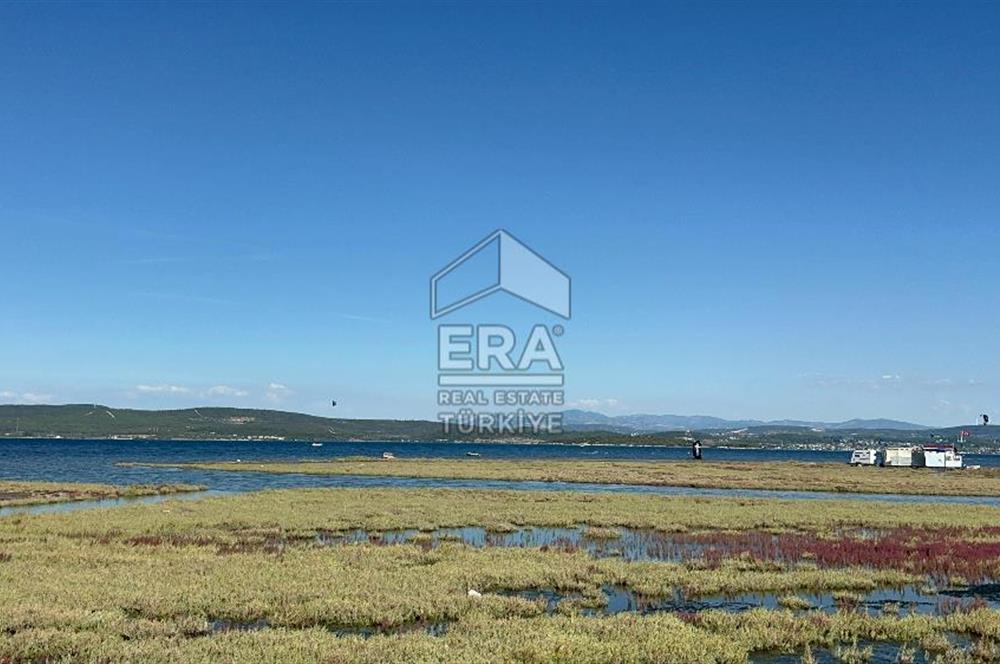 Urla Gülbahçe Mahallesinde 220 m2 Satılık Arsa