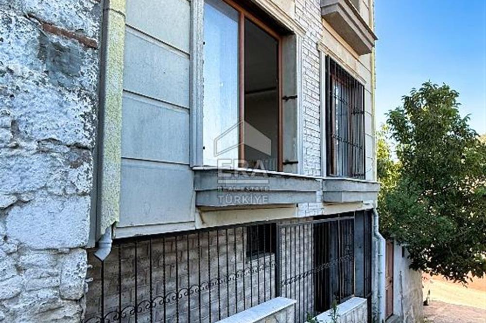 ERA Angel'dan Bergama Gazipaşa Mahallesinde 4+2 Müstakil