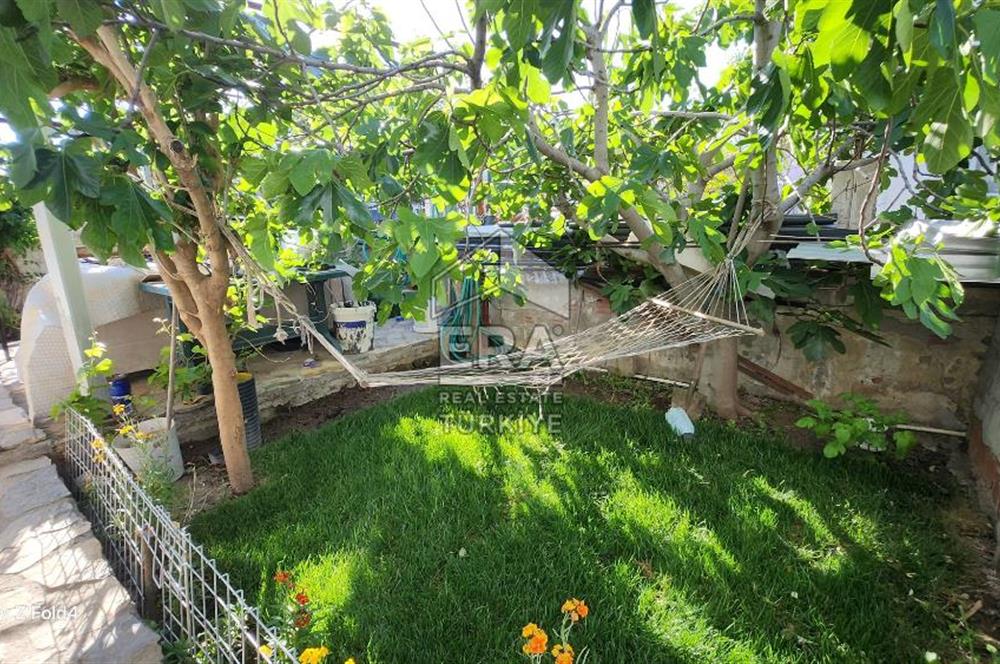 ERA Angel'dan Ayvalık Altınovada 3+1 Bahçeli Villa