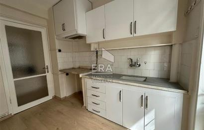 Karşıyaka Bahçelievler Mah. 3+1 Doğalgazlı Kiralık Daire