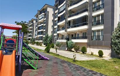 ERA VIP'DEN SELÇUKLU MAH. IHLAMUR KENT SİTESİ SATILIK 4+1 DAİRE