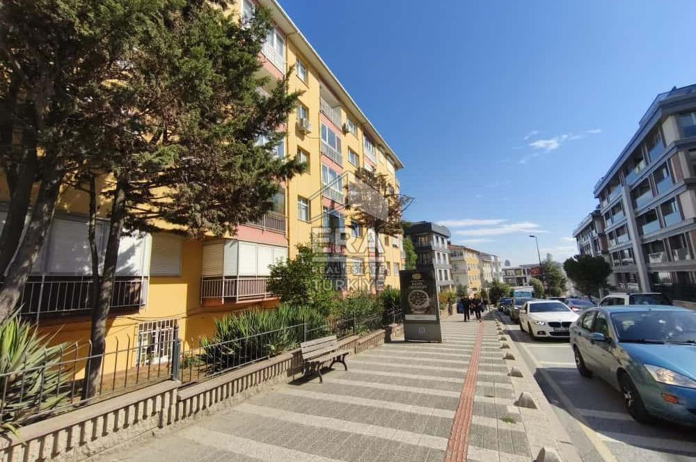 BARBAROS MAHALLESİNDE-CADDE ÜZERİ- BAKIMLI-OTOPARKLI KİRALIK 3+1