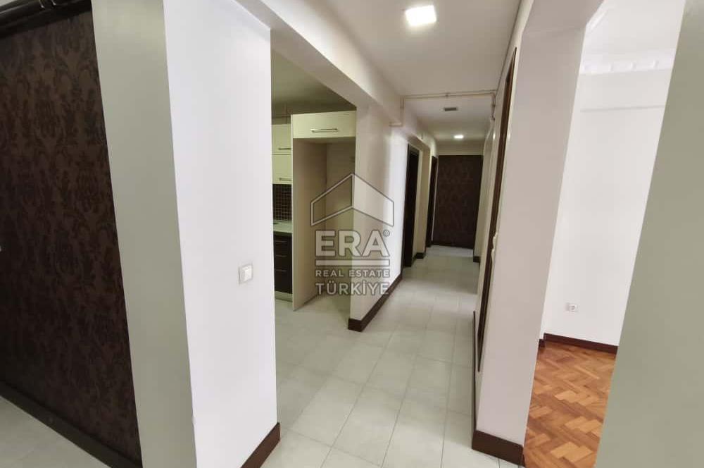 BARBAROS MAHALLESİNDE-CADDE ÜZERİ- BAKIMLI-OTOPARKLI KİRALIK 3+1