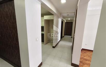 BARBAROS MAHALLESİNDE-CADDE ÜZERİ- BAKIMLI-OTOPARKLI KİRALIK 3+1