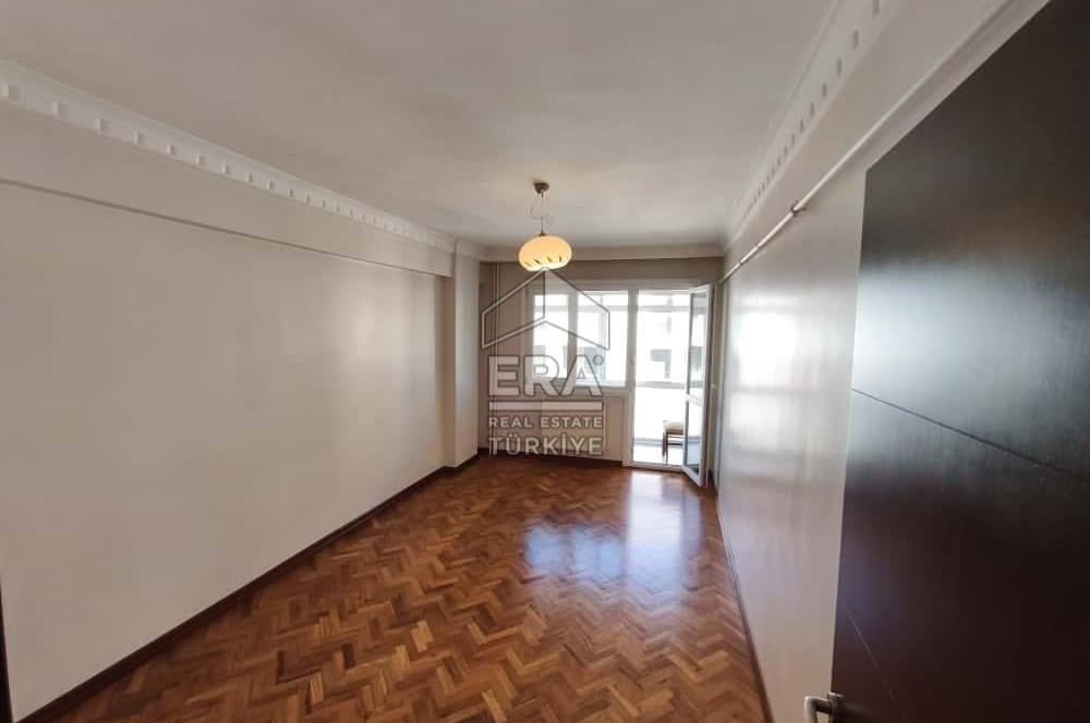 BARBAROS MAHALLESİNDE-CADDE ÜZERİ- BAKIMLI-OTOPARKLI KİRALIK 3+1