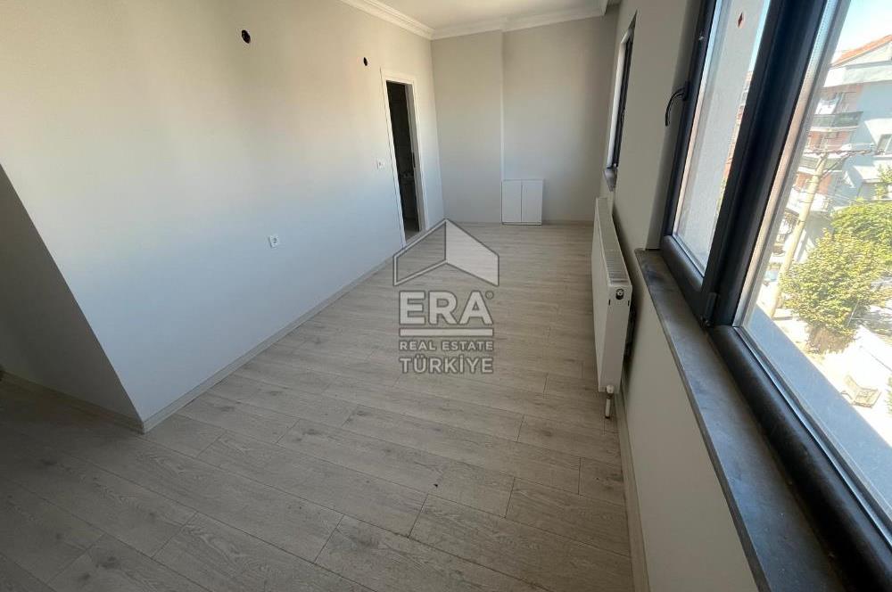 ERASÖZDEN BALIKESİR 1.ORUÇGAZİ MAHALLESİNDE SATILIK 4+1 DAİRE