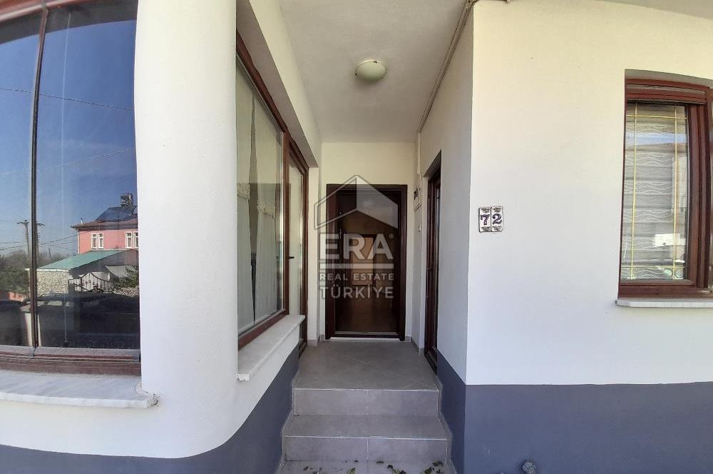 ERA KARAT SAKARYA ARİFİYE ADLİYE’DE SATILIK MÜSTAKİL EV VE ARSASI 