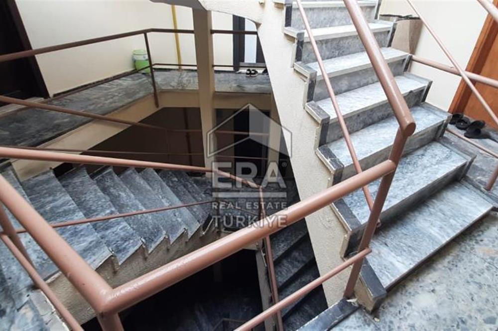 ERA KARAT SERDİVAN’DA SATILIK 2+1 SİTE İÇİNDE DAİRE