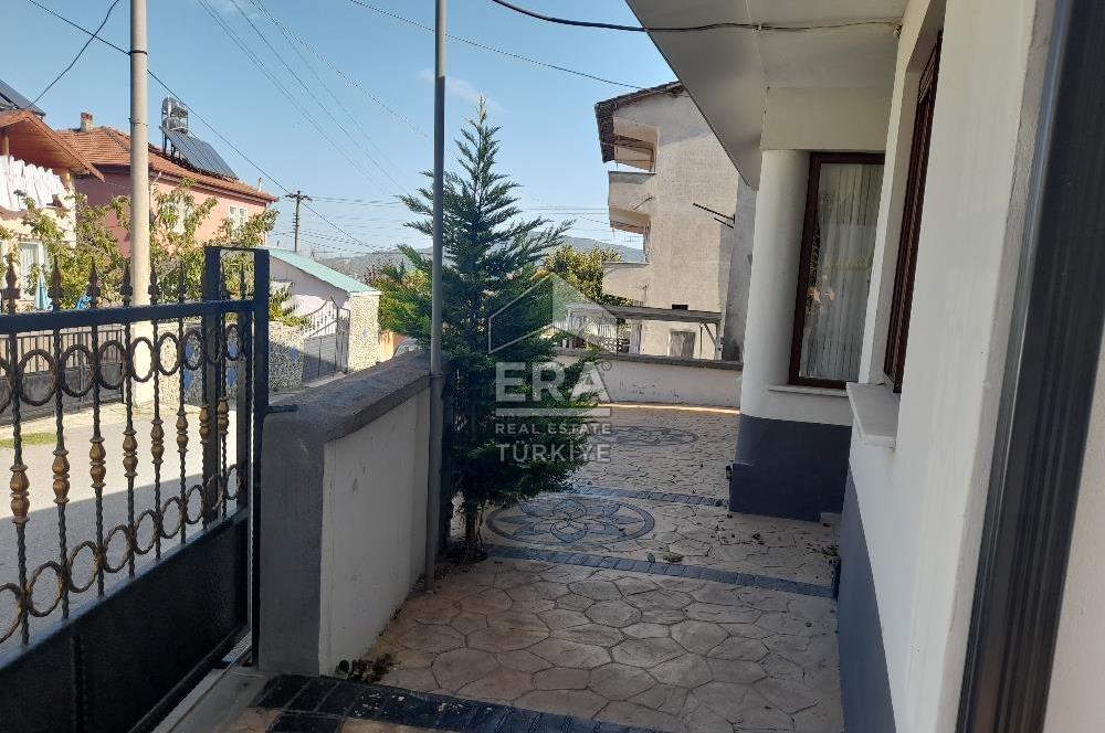 ERA KARAT SAKARYA ARİFİYE ADLİYE’DE SATILIK MÜSTAKİL EV VE ARSASI 