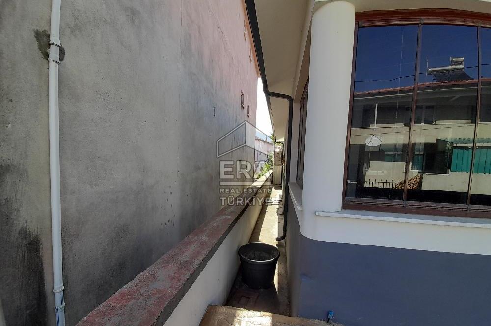 ERA KARAT SAKARYA ARİFİYE ADLİYE’DE SATILIK MÜSTAKİL EV VE ARSASI 