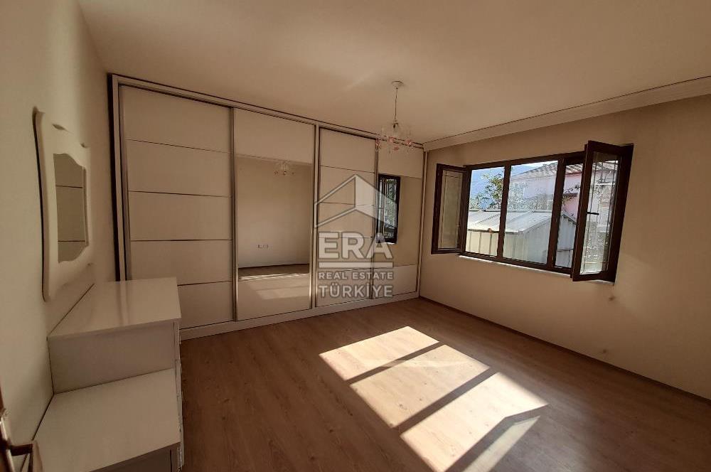 ERA KARAT SAKARYA ARİFİYE ADLİYE’DE SATILIK MÜSTAKİL EV VE ARSASI 