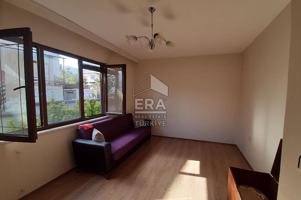 ERA KARAT SAKARYA ARİFİYE ADLİYE’DE SATILIK MÜSTAKİL EV VE ARSASI 