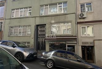 ÜSKÜDAR VALİDE-İ ATİK ' TE HARİKA KONUMDA SATILIK 3+1 DAİRE