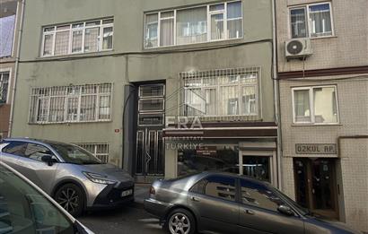 ÜSKÜDAR VALİDE-İ ATİK ' TE HARİKA KONUMDA SATILIK 3+1 DAİRE