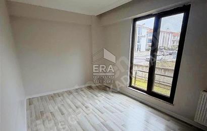 ERA KARAT SAKARYA TEPEKUM YENİ STADA YAKIN 3+1 SATILIK DAİRE