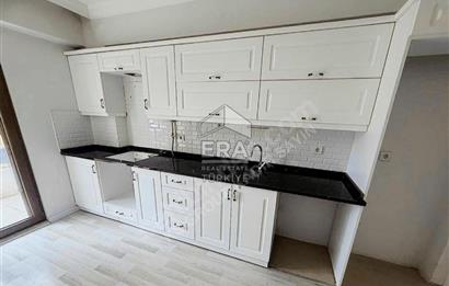 ERA KARAT SAKARYA TEPEKUM YENİ STADA YAKIN 3+1 SATILIK DAİRE