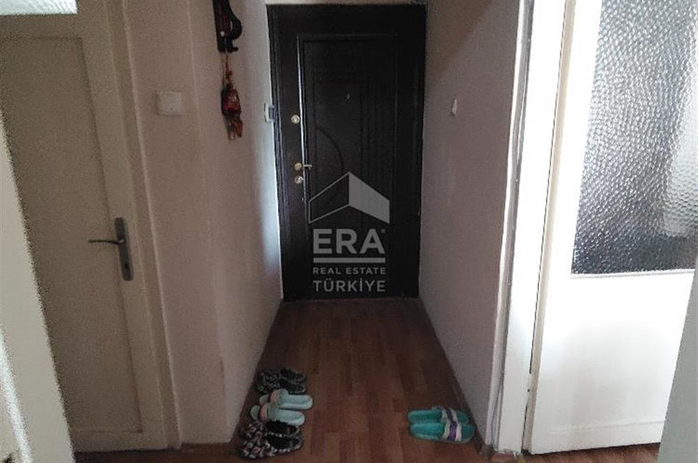 Kızılay Kan Bankası Yakını Satılık 3+1 Daire ve Dükkan Hissesi