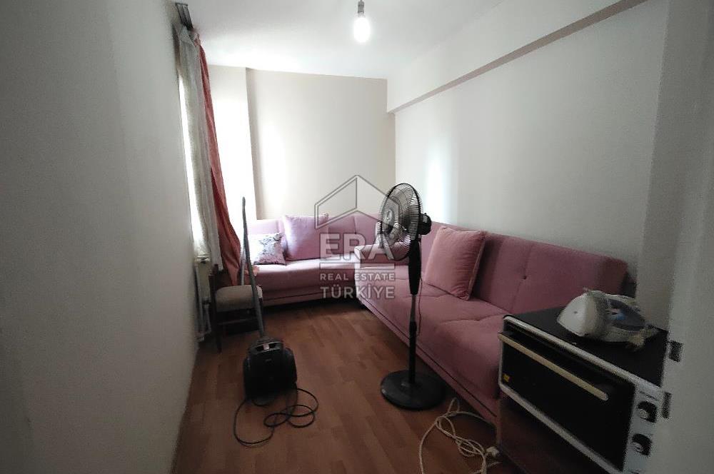 Kızılay Kan Bankası Yakını Satılık 3+1 Daire ve Dükkan Hissesi