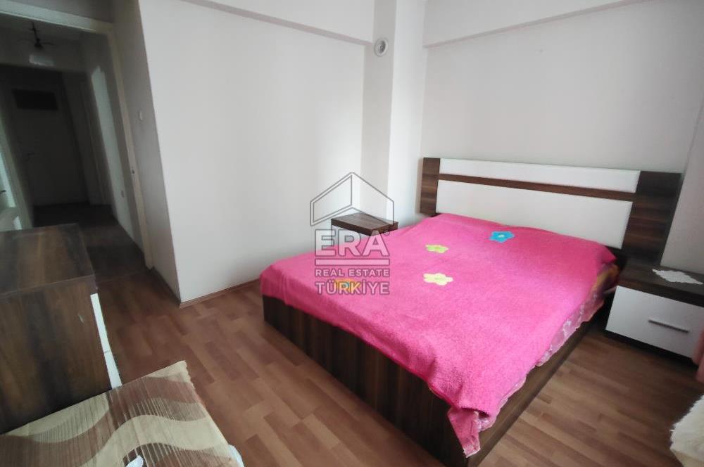Kızılay Kan Bankası Yakını Satılık 3+1 Daire ve Dükkan Hissesi