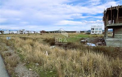 ERA Angel'dan Karaağaç Yola Cephe 200 m² Villa İmarlı Arsa