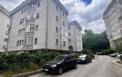 Metro ve Sahile Yürüyüş Mesafesinde Tarabya SanatçılarSitesi 3+1