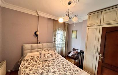 Metro ve Sahile Yürüyüş Mesafesinde Tarabya SanatçılarSitesi 3+1