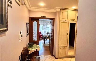 Metro ve Sahile Yürüyüş Mesafesinde Tarabya SanatçılarSitesi 3+1