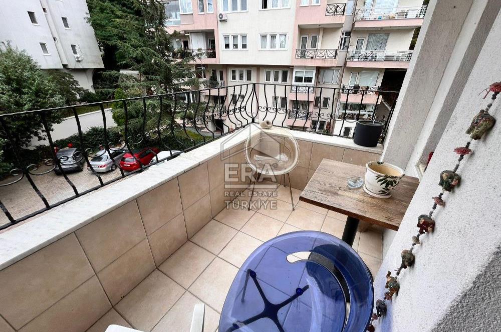 Metro ve Sahile Yürüyüş Mesafesinde Tarabya SanatçılarSitesi 3+1