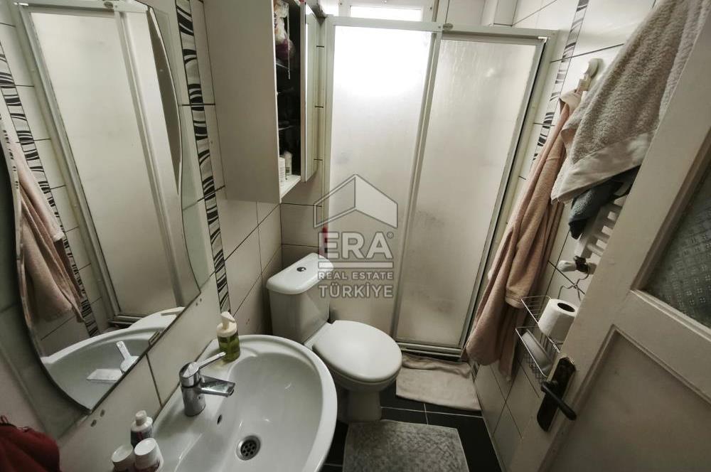 ÜSKÜDAR'IN KALBİNDE GENİŞ 1+1 DAİRE