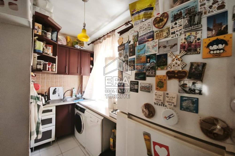 ÜSKÜDAR'IN KALBİNDE GENİŞ 1+1 DAİRE