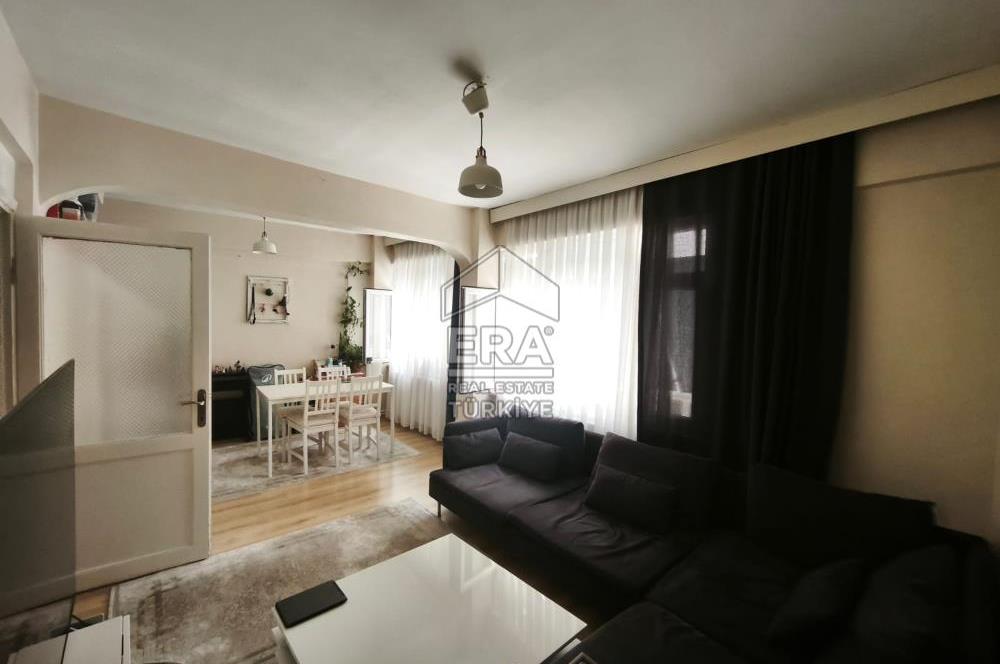 ÜSKÜDAR'IN KALBİNDE GENİŞ 1+1 DAİRE