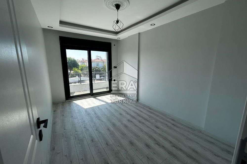 Altınovada Satılık Dubleks Deniz Manzaralı Sıfır Villa