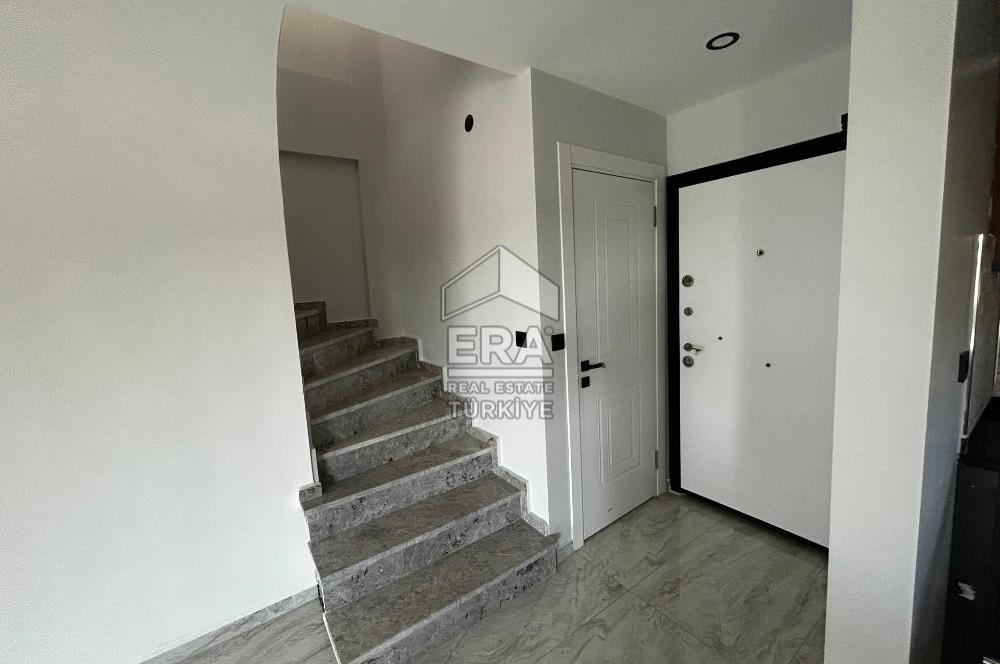 Altınovada Satılık Dubleks Deniz Manzaralı Sıfır Villa