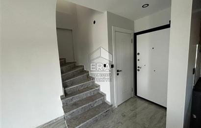 Altınovada Satılık Dubleks Deniz Manzaralı Sıfır Villa