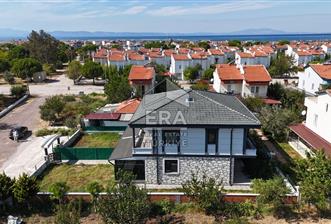 Altınovada Satılık Dubleks Deniz Manzaralı Sıfır Villa
