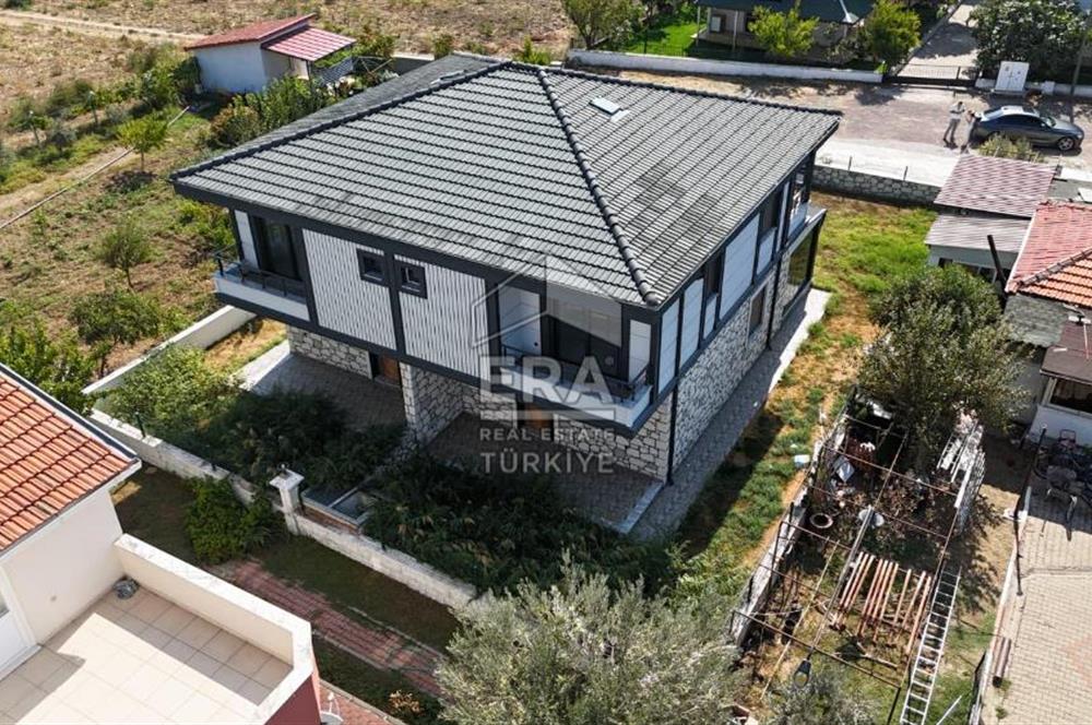 Altınovada Satılık Dubleks Deniz Manzaralı Sıfır Villa
