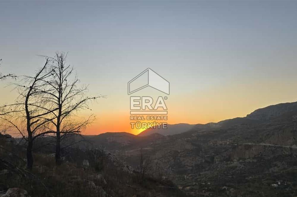 Datça Mesudiye'de Deniz Manzaralı Satılık 180 m2 Yaşam Alanı