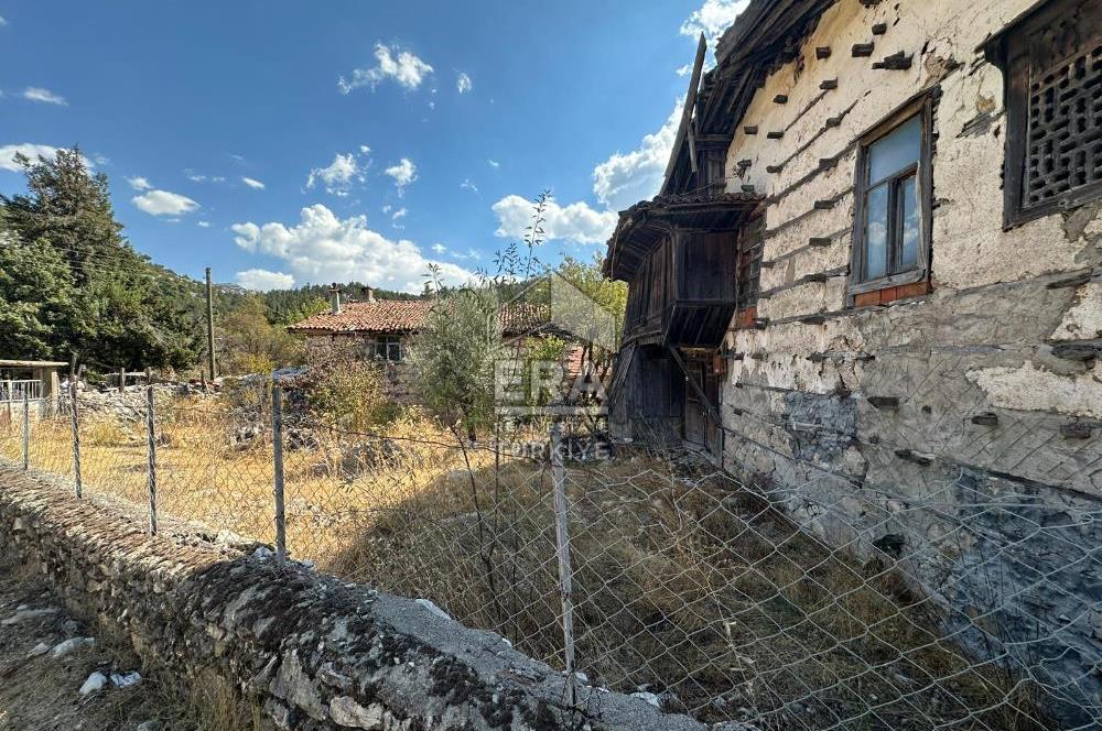 ANTALYA AKSEKİ BUCAKALAN MAHALLESİ SATILIK TAŞ EV ve ARSA