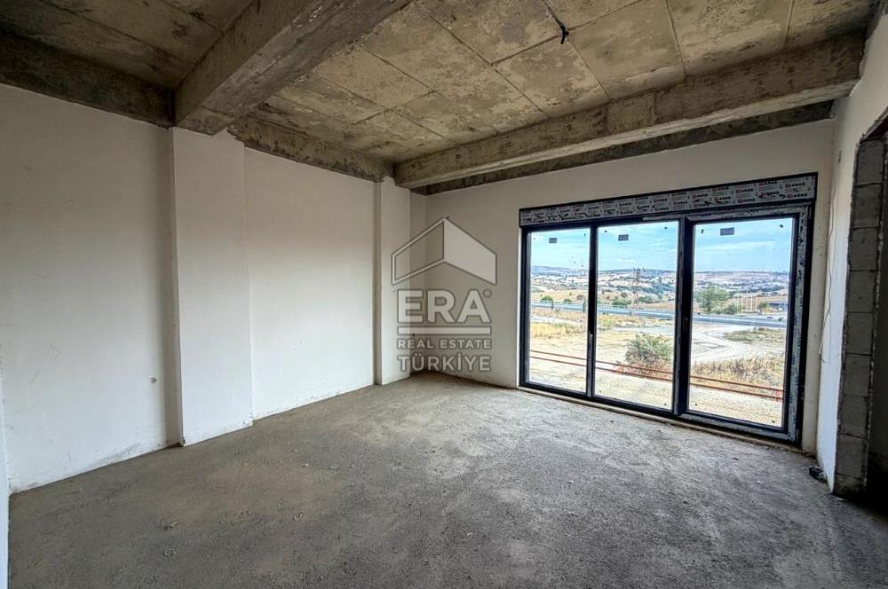 BALIKESİR KARESİ NAİPLİ'DE SATILIK 4+1 252 M² KÖŞE VİLLA