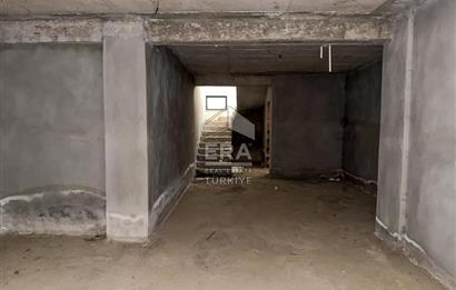 BALIKESİR KARESİ NAİPLİ'DE SATILIK 4+1 252 M² KÖŞE VİLLA