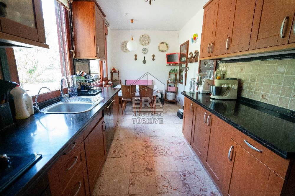 Datça Reşadiye'de 1.085m2 Arsa Paylı 7+2 Havuzlu Çiftlik Evi