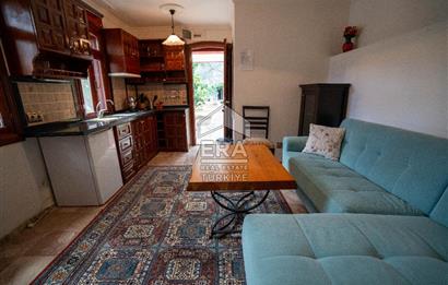 Datça Reşadiye'de 1.085m2 Arsa Paylı 7+2 Havuzlu Çiftlik Evi