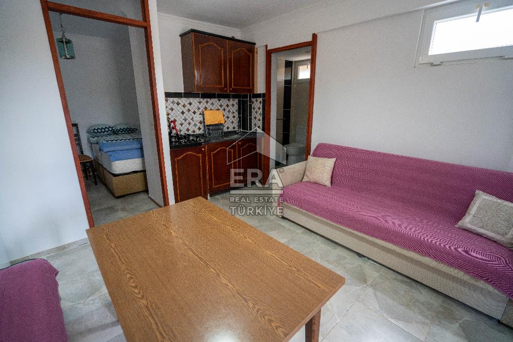 Datça Reşadiye'de 1.085m2 Arsa Paylı 7+2 Havuzlu Çiftlik Evi