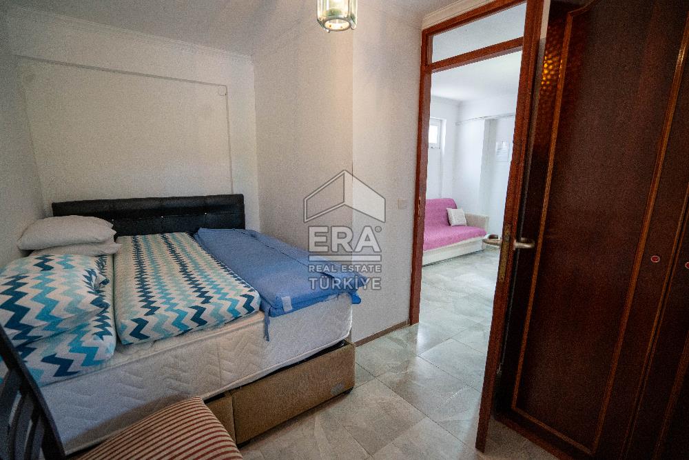 Datça Reşadiye'de 1.085m2 Arsa Paylı 7+2 Havuzlu Çiftlik Evi
