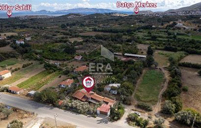 Datça Reşadiye'de 1.085m2 Arsa Paylı 7+2 Havuzlu Çiftlik Evi