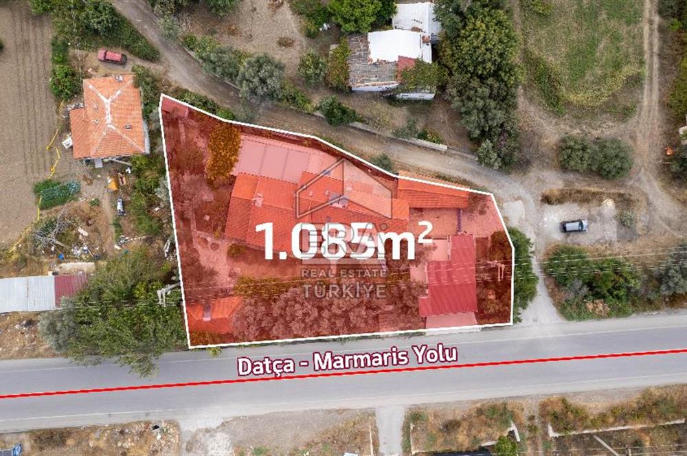 Datça Reşadiye'de 1.085m2 Arsa Paylı 7+2 Havuzlu Çiftlik Evi